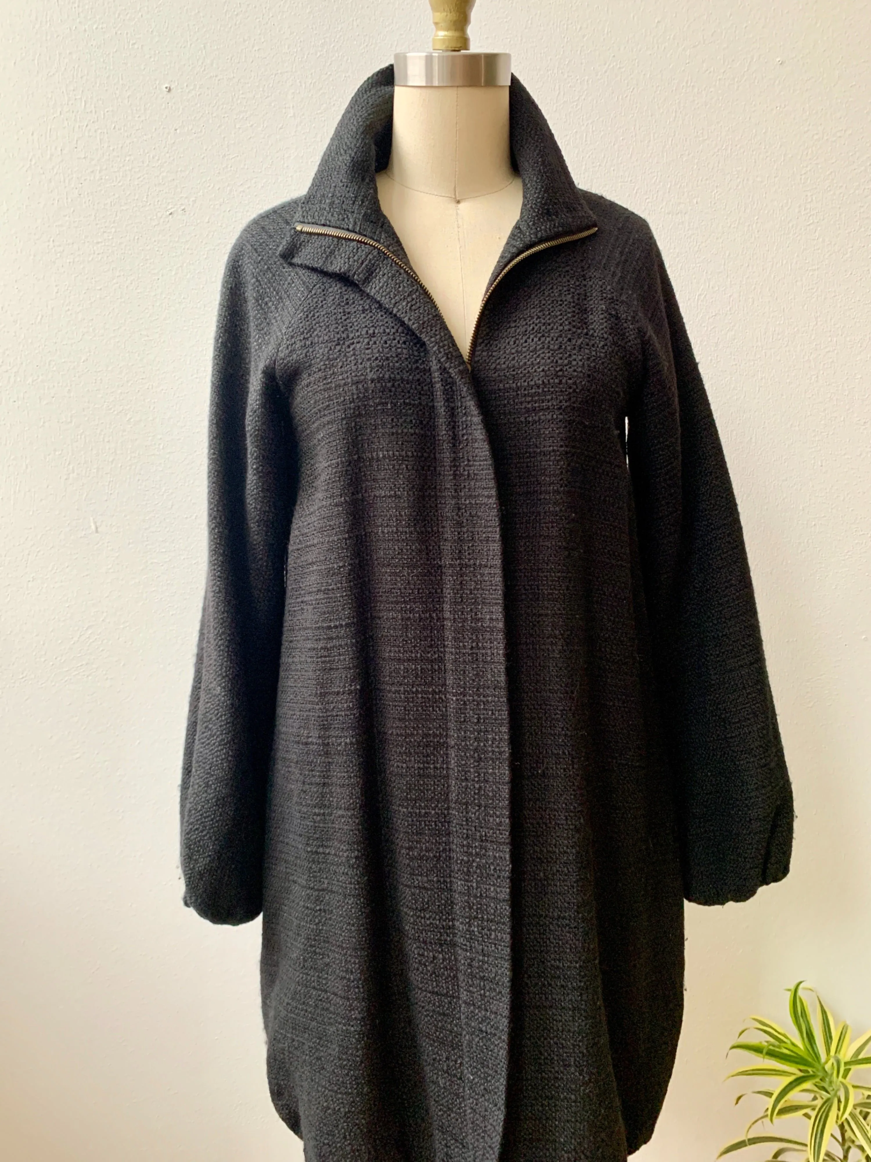 00's Black Woven Cocoon Coat by Theory