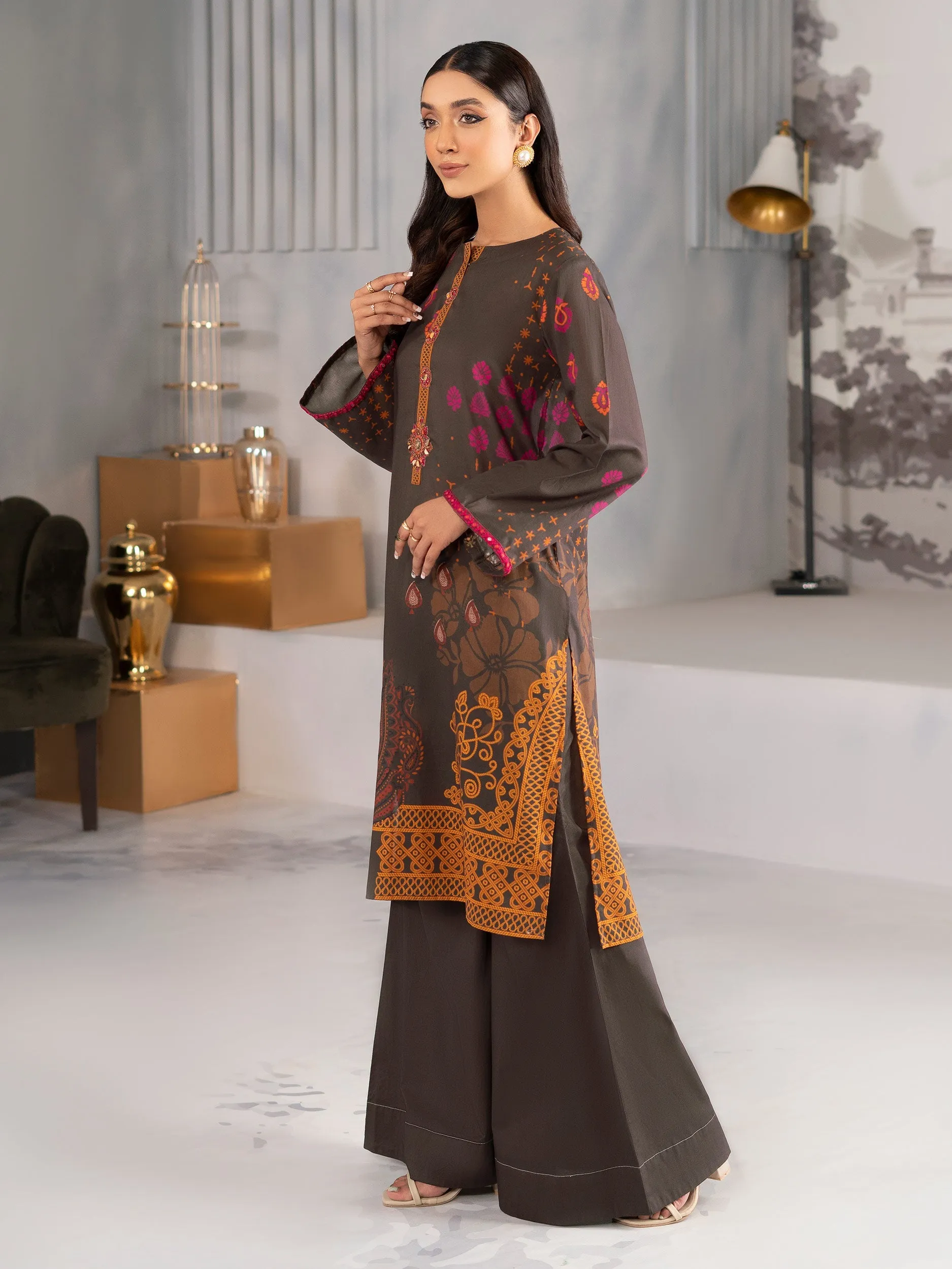 2 Piece Lawn Suit-Embroidered (Unstitched)