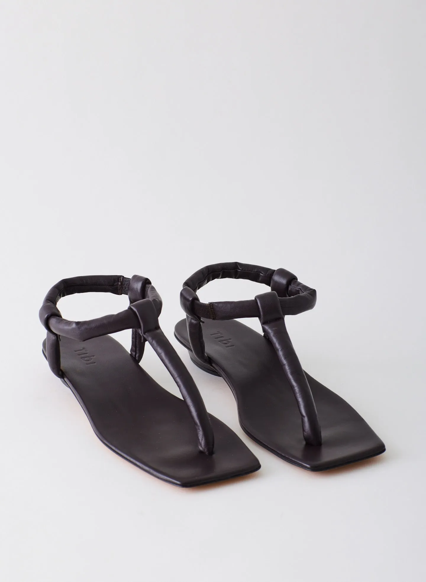 Aston Sandal