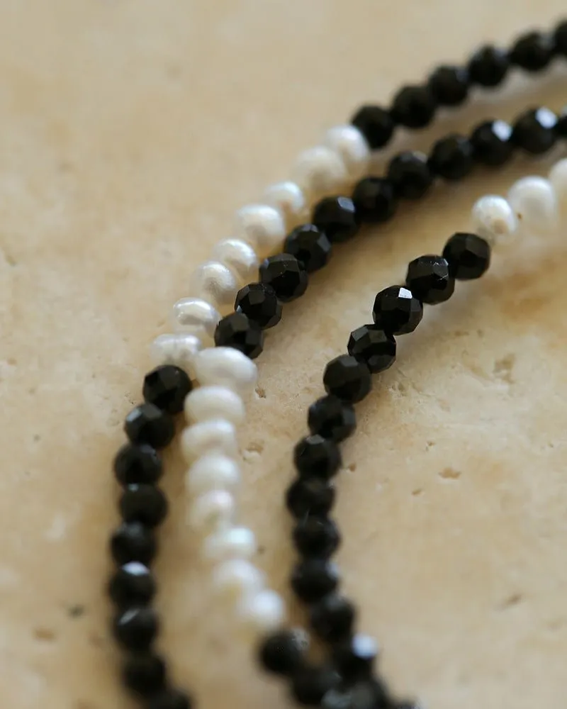 Black Spinel Mini Beaded Pearl Necklace