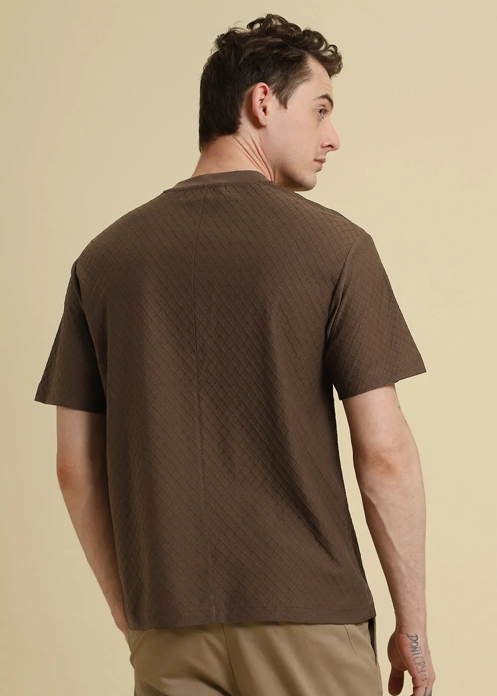 Brown Textured Regular T-shirt