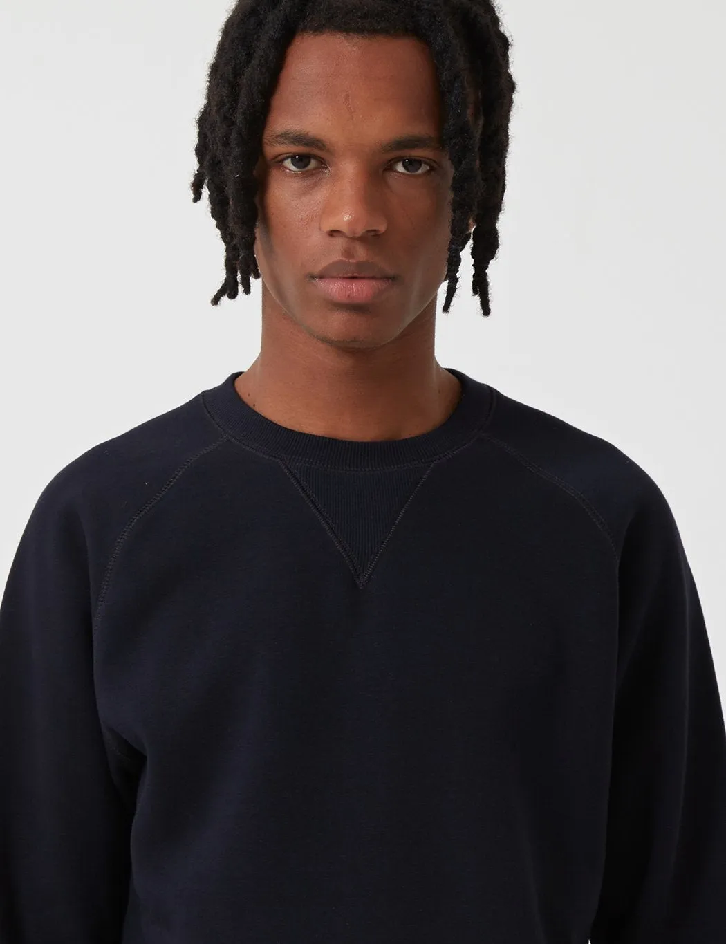 Carhartt-WIP Chase Sweatshirt - Dark Navy Blue