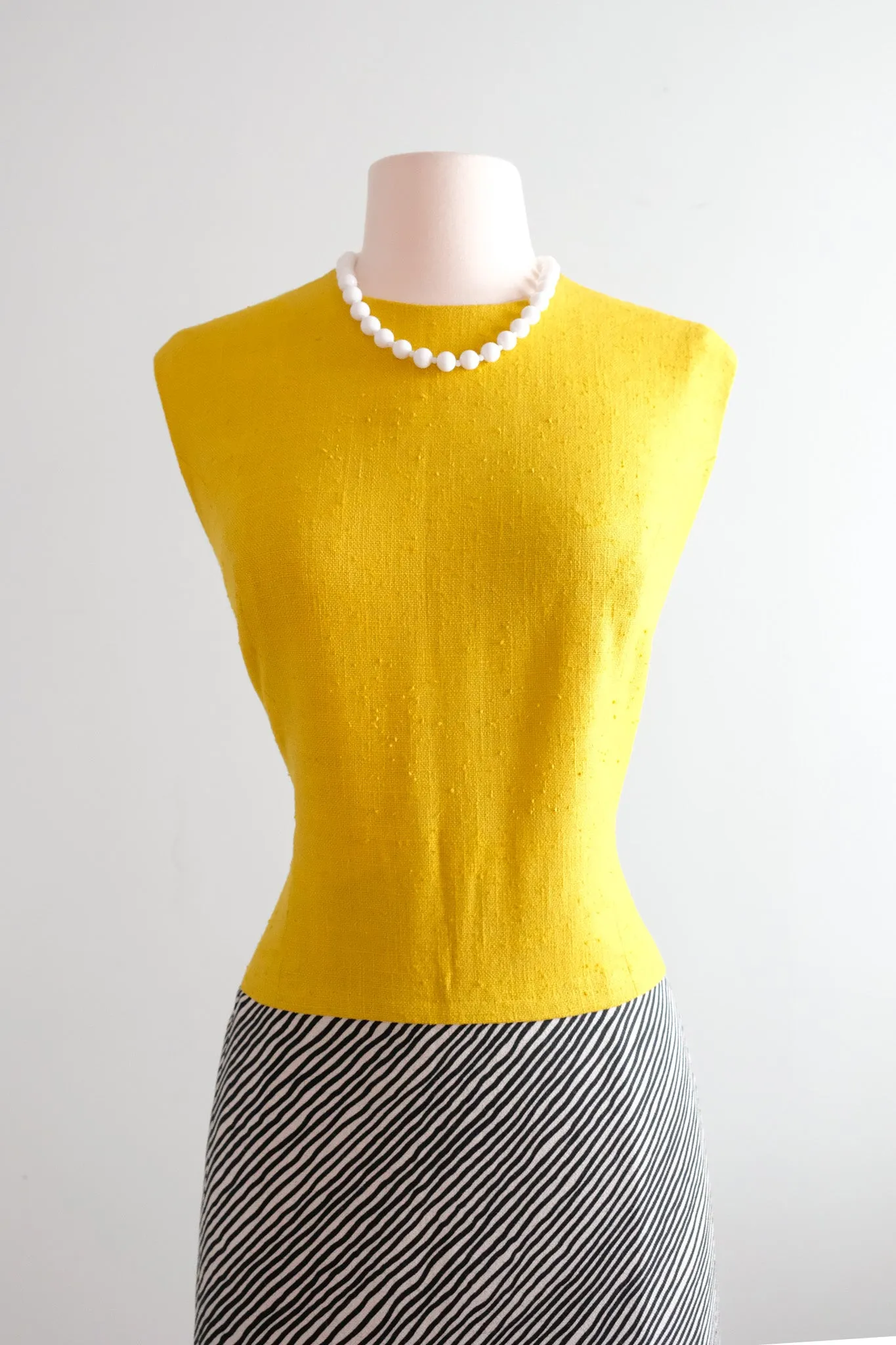 Chic 1960's Canary Yellow and Striped Linen Shift Dress / Sz ML