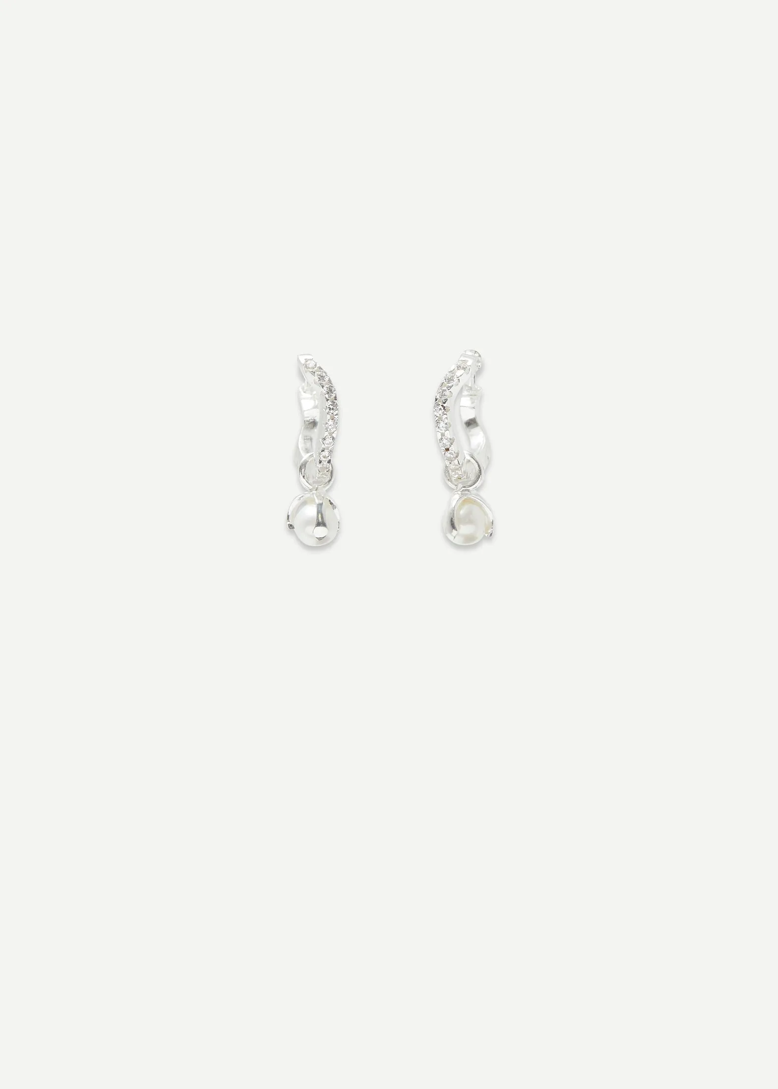 Distorted Hoop Earring Mini | Pearl