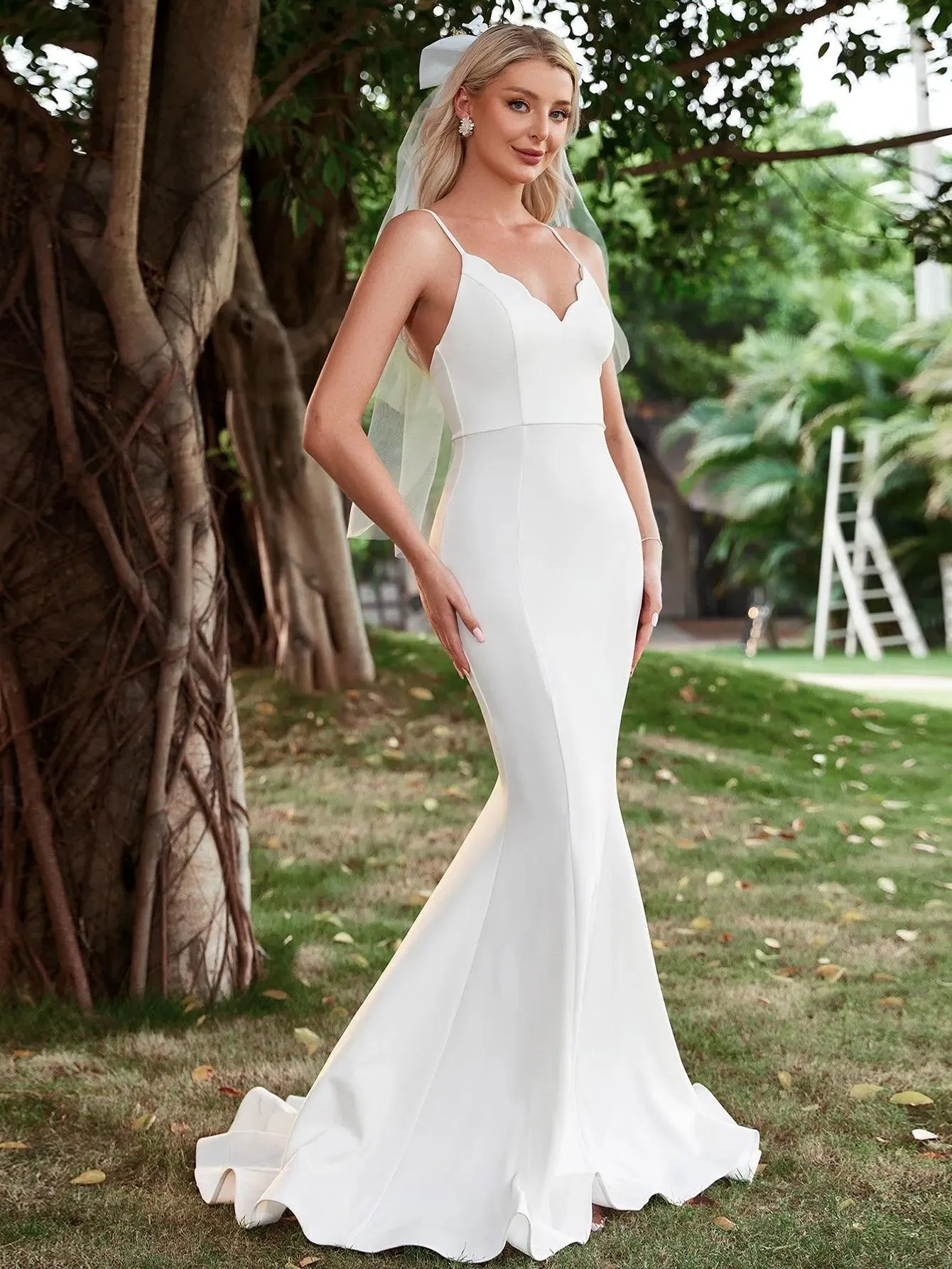 Elegant Backless Mermaid Hem Cami Wedding Dress