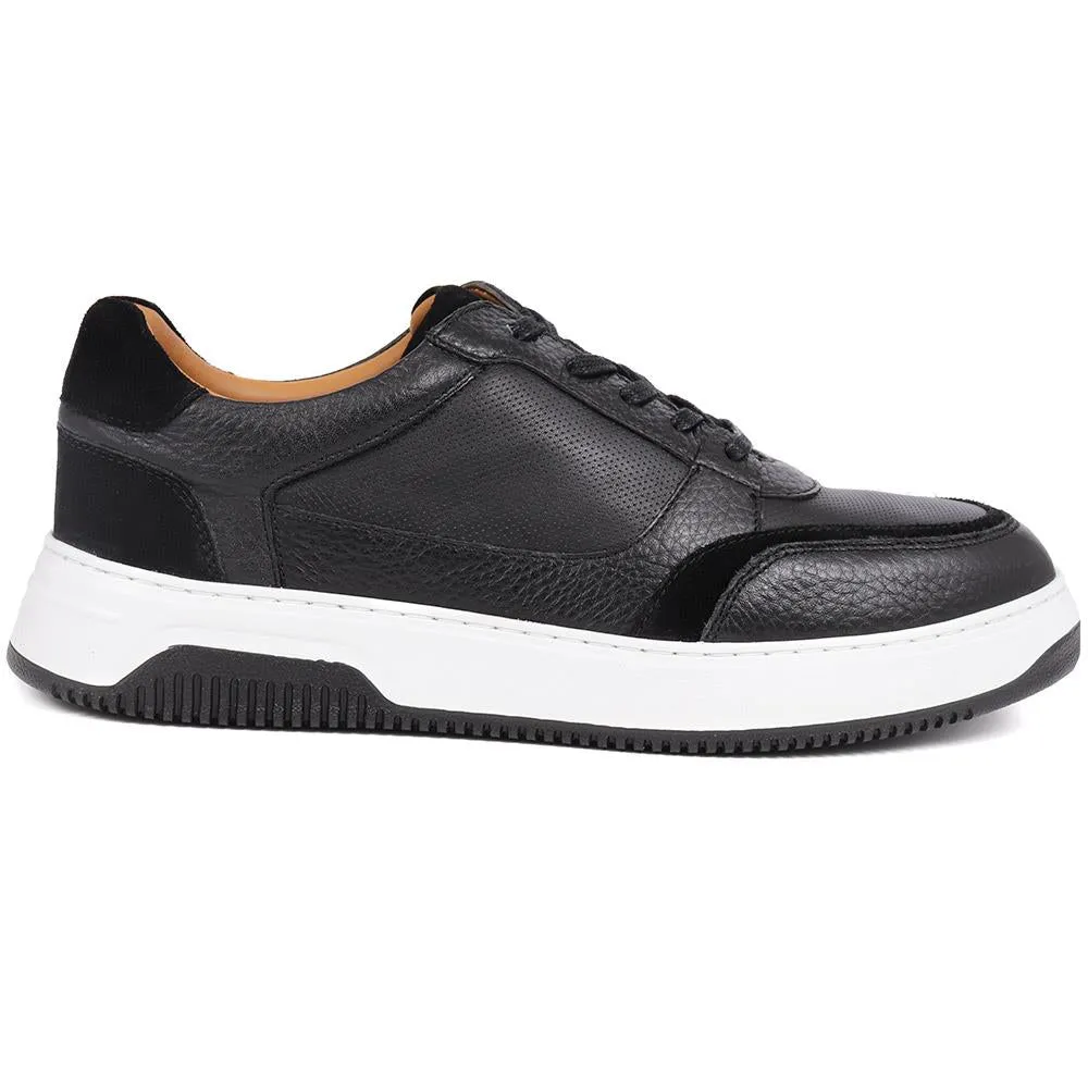 Lace-Up Leather Trainers  - PERFO39007 / 325 420