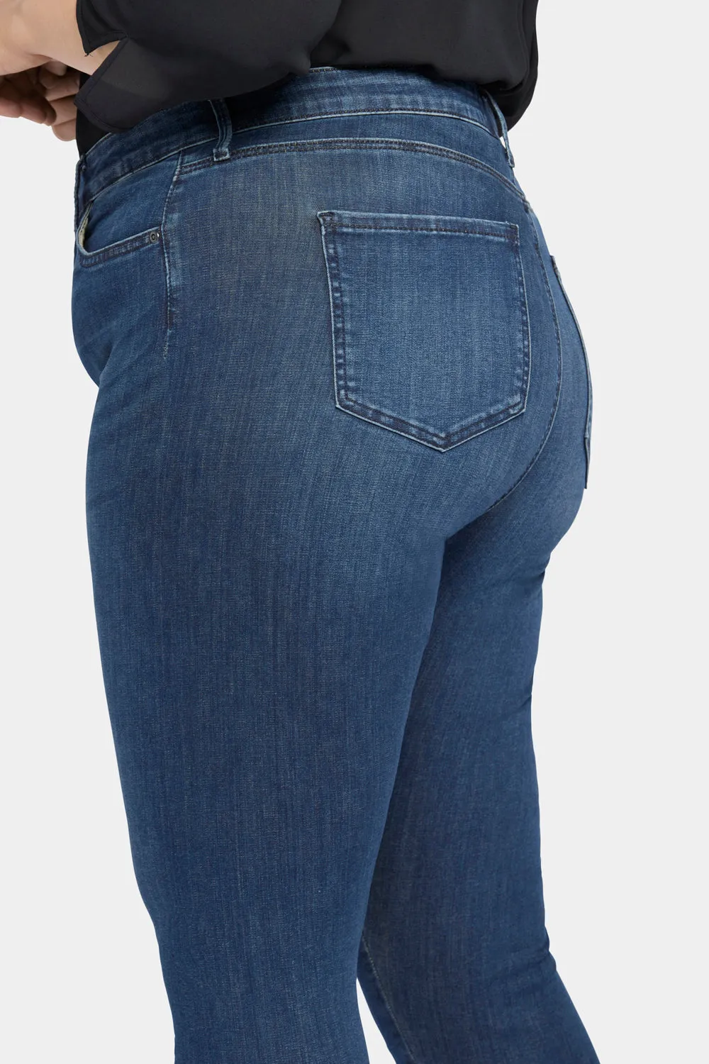 Le Silhouette Ami Skinny Jeans In Plus Size - Precious