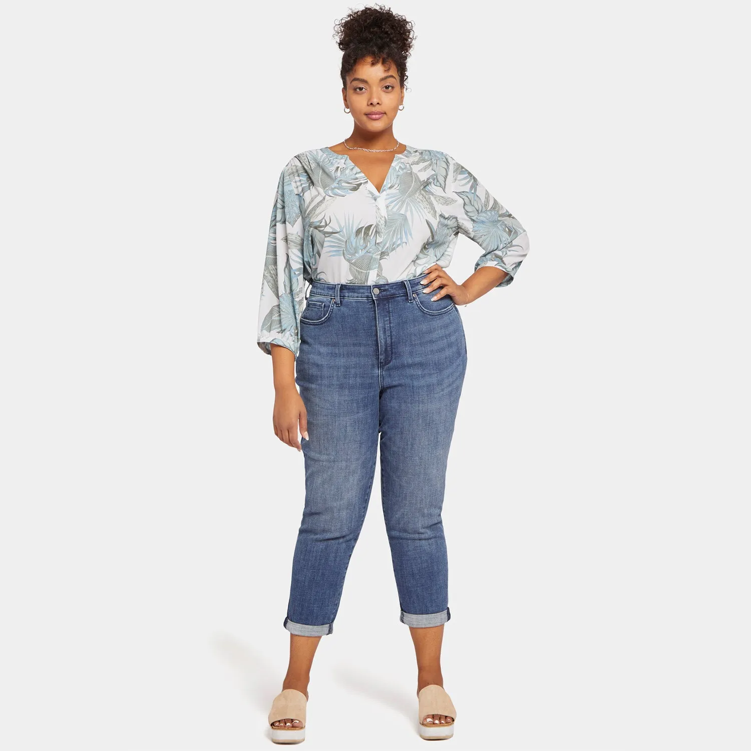 Margot Girlfriend Jeans In Plus Size - Caliente