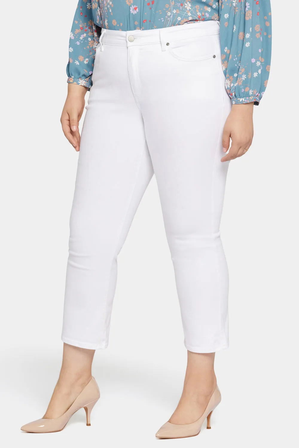 Marilyn Straight Ankle Jeans In Plus Size - Optic White