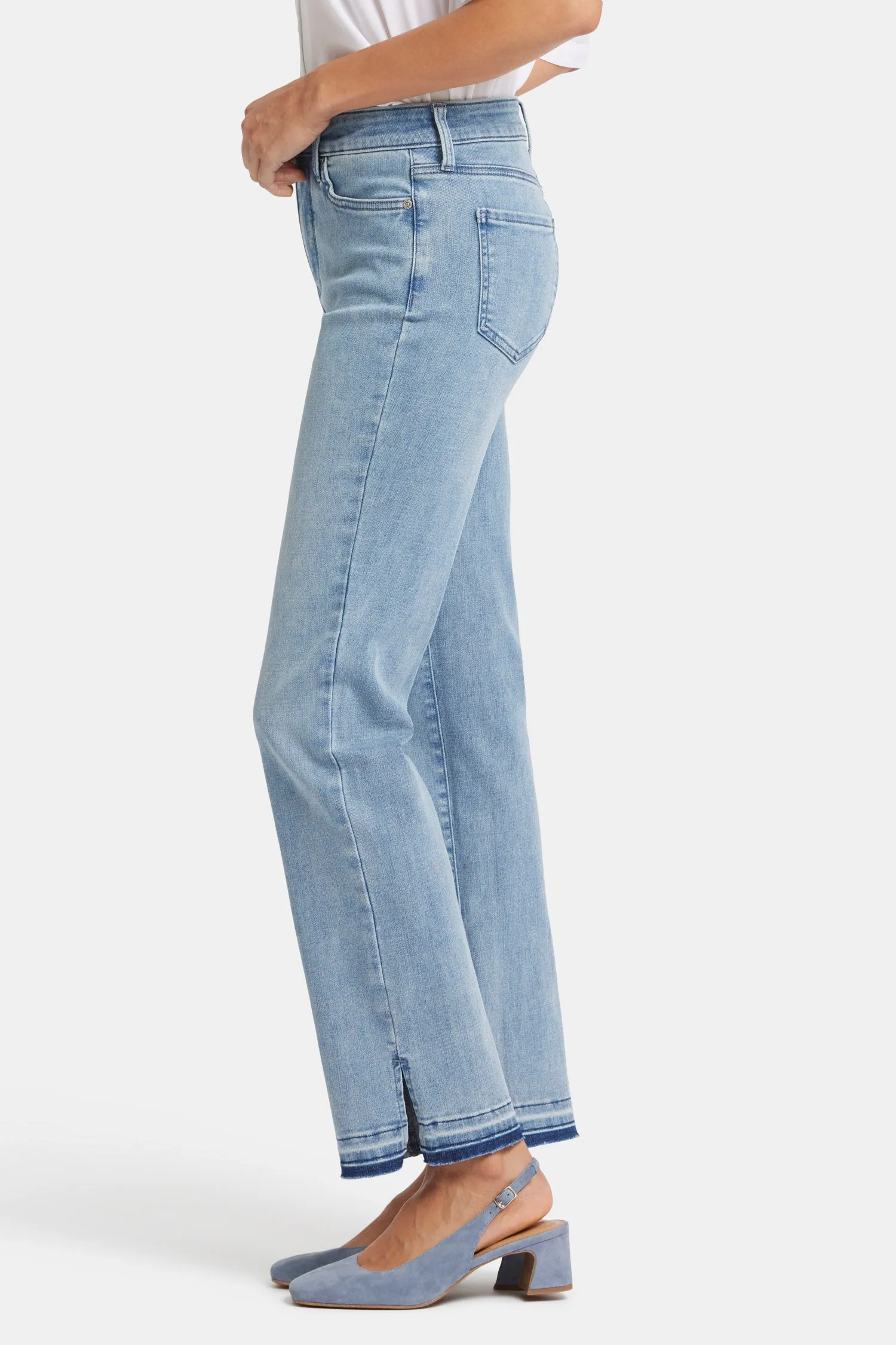 Marilyn Straight Jeans In Petite - Big Skies