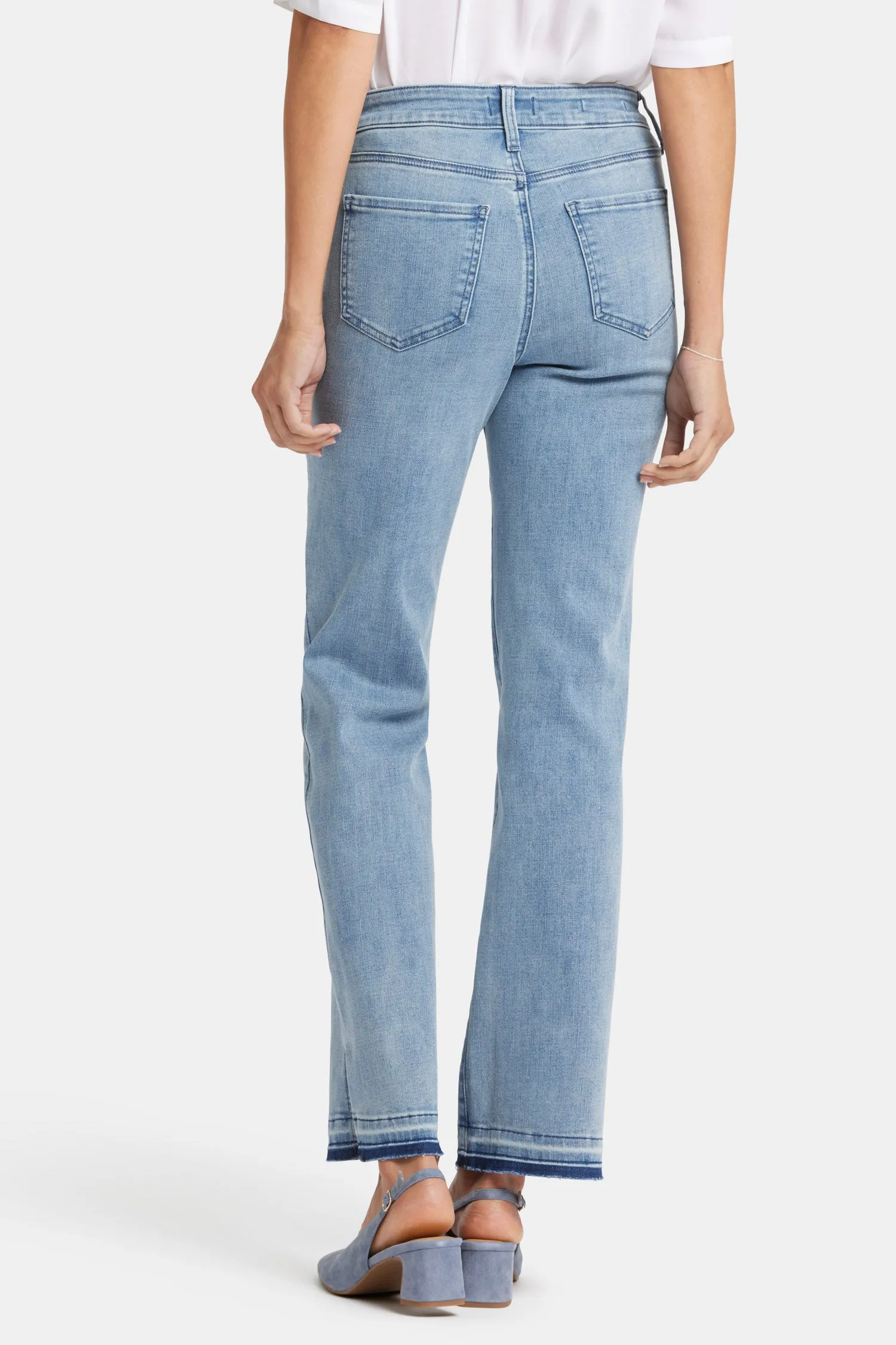 Marilyn Straight Jeans In Petite - Big Skies