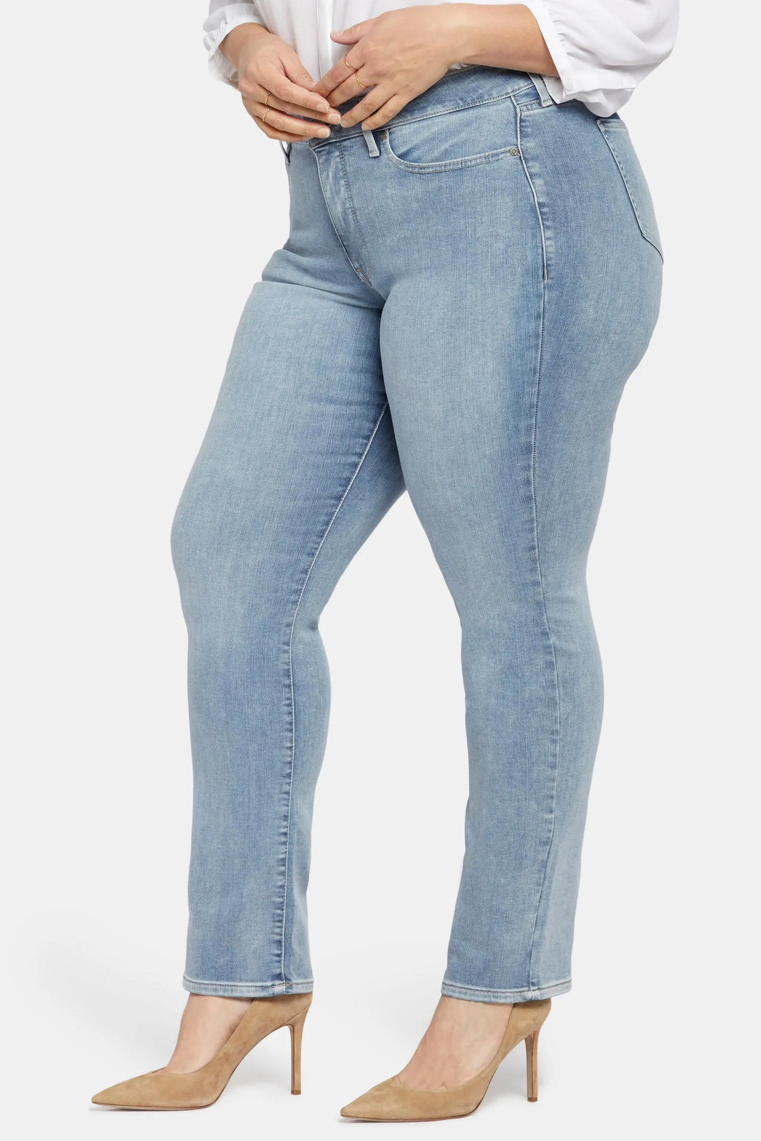 Marilyn Straight Jeans In Plus Size - Haley