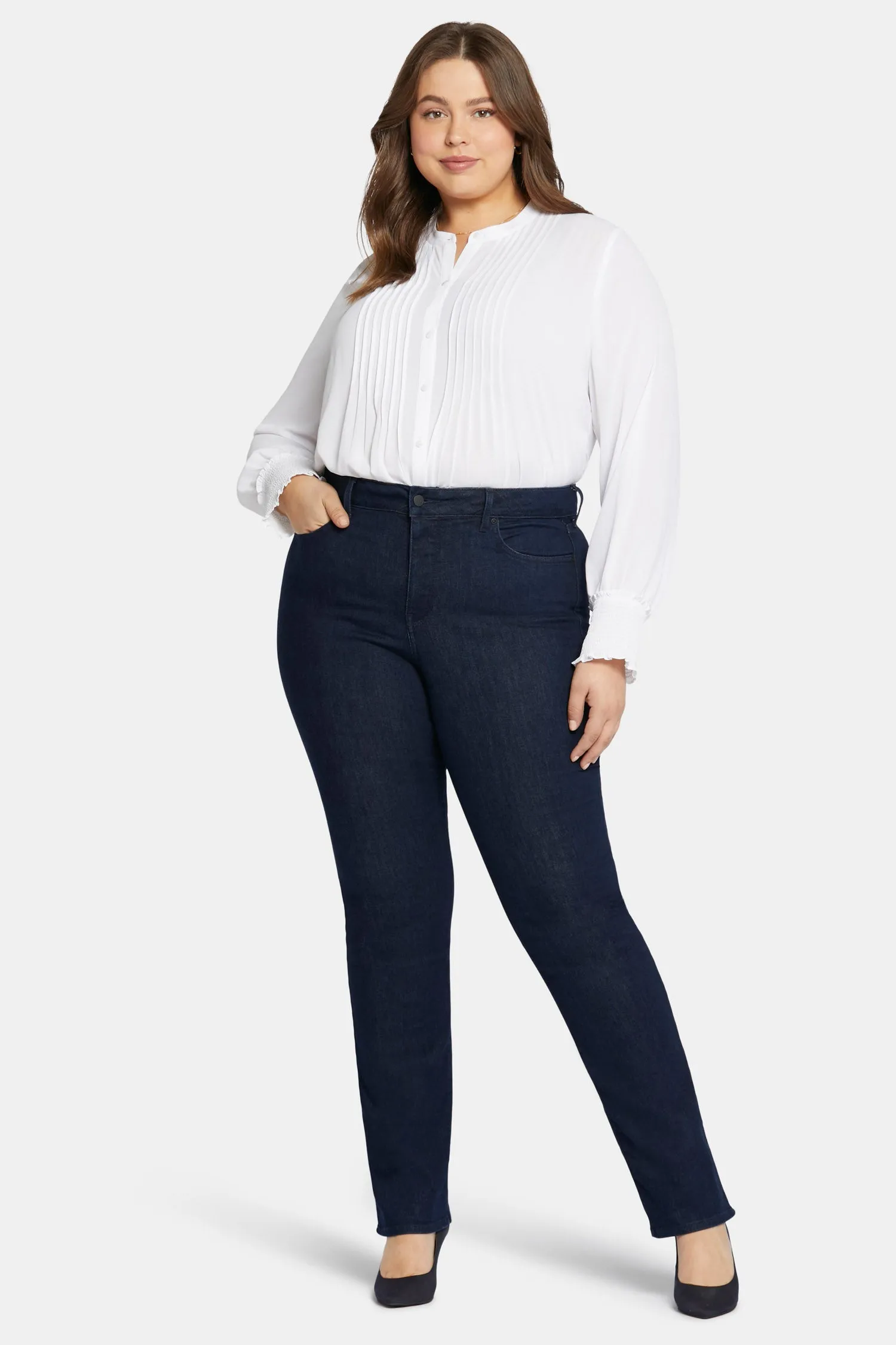 Marilyn Straight Jeans In Plus Size - Rinse