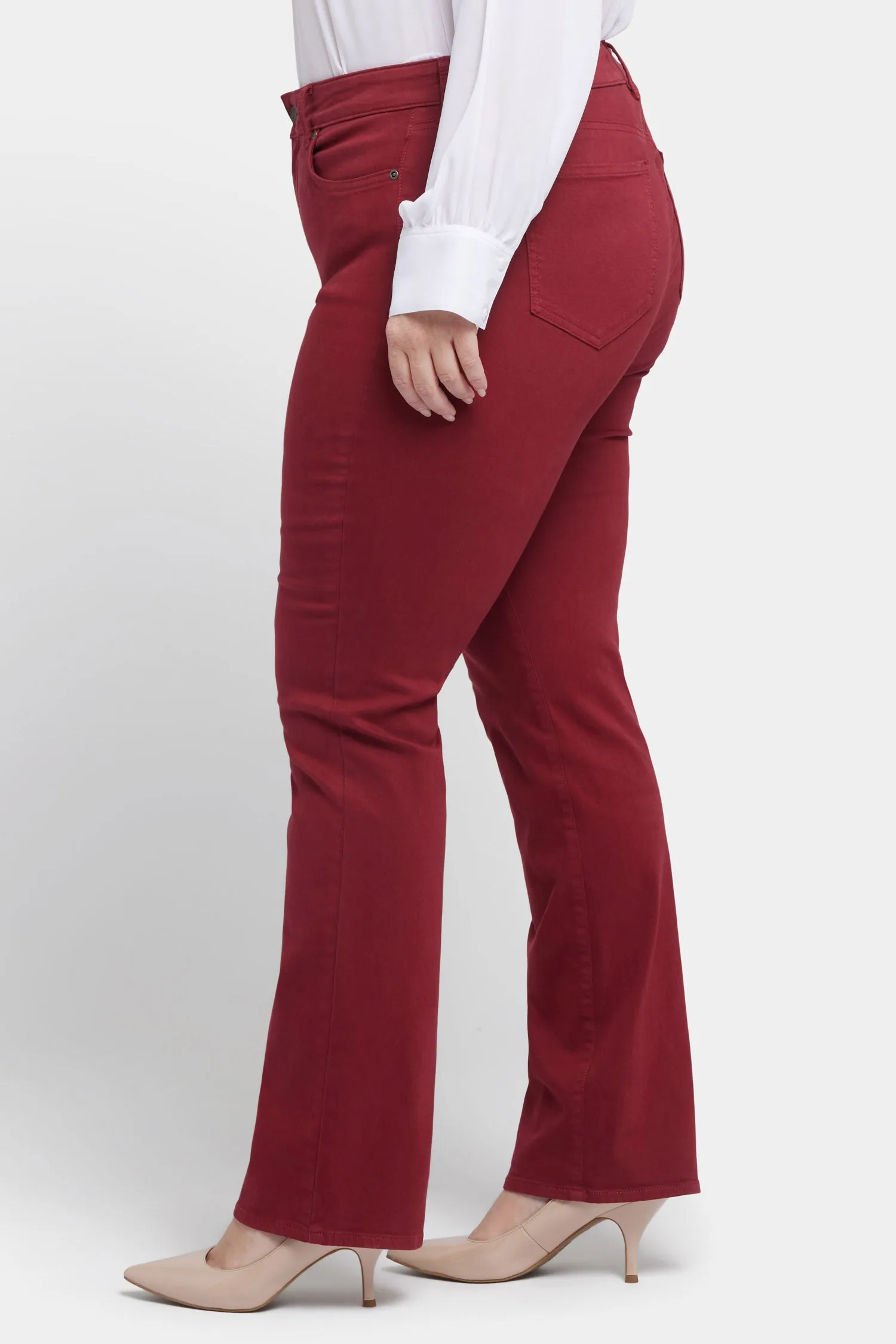 Marilyn Straight Jeans In Plus Size - Wild Currant