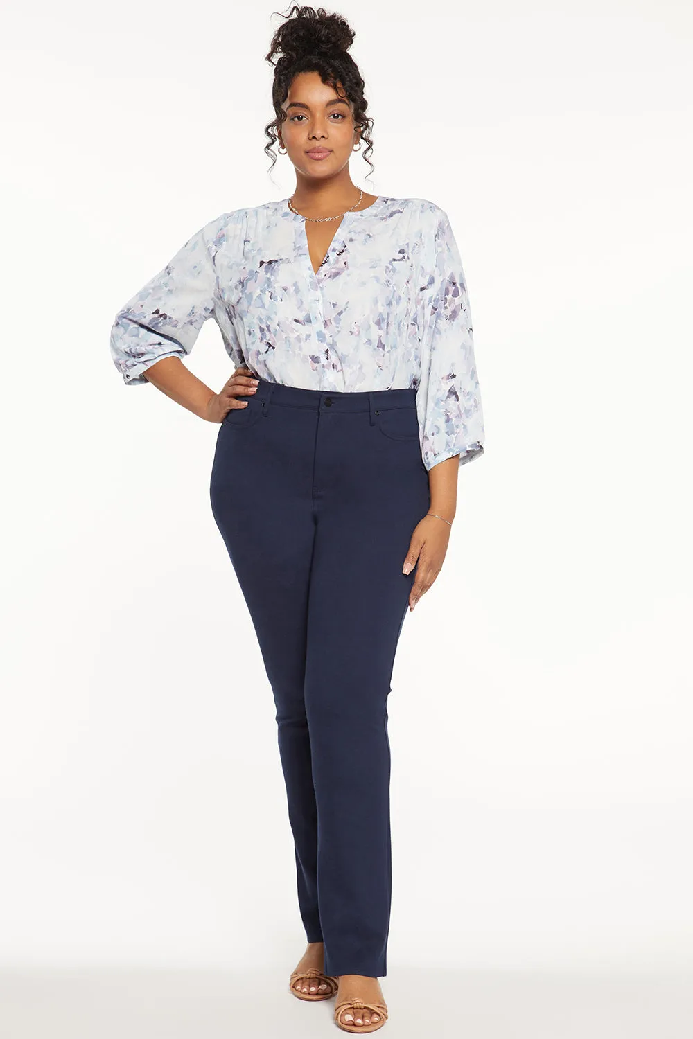 Marilyn Straight Pants In Plus Size - Oxford Navy