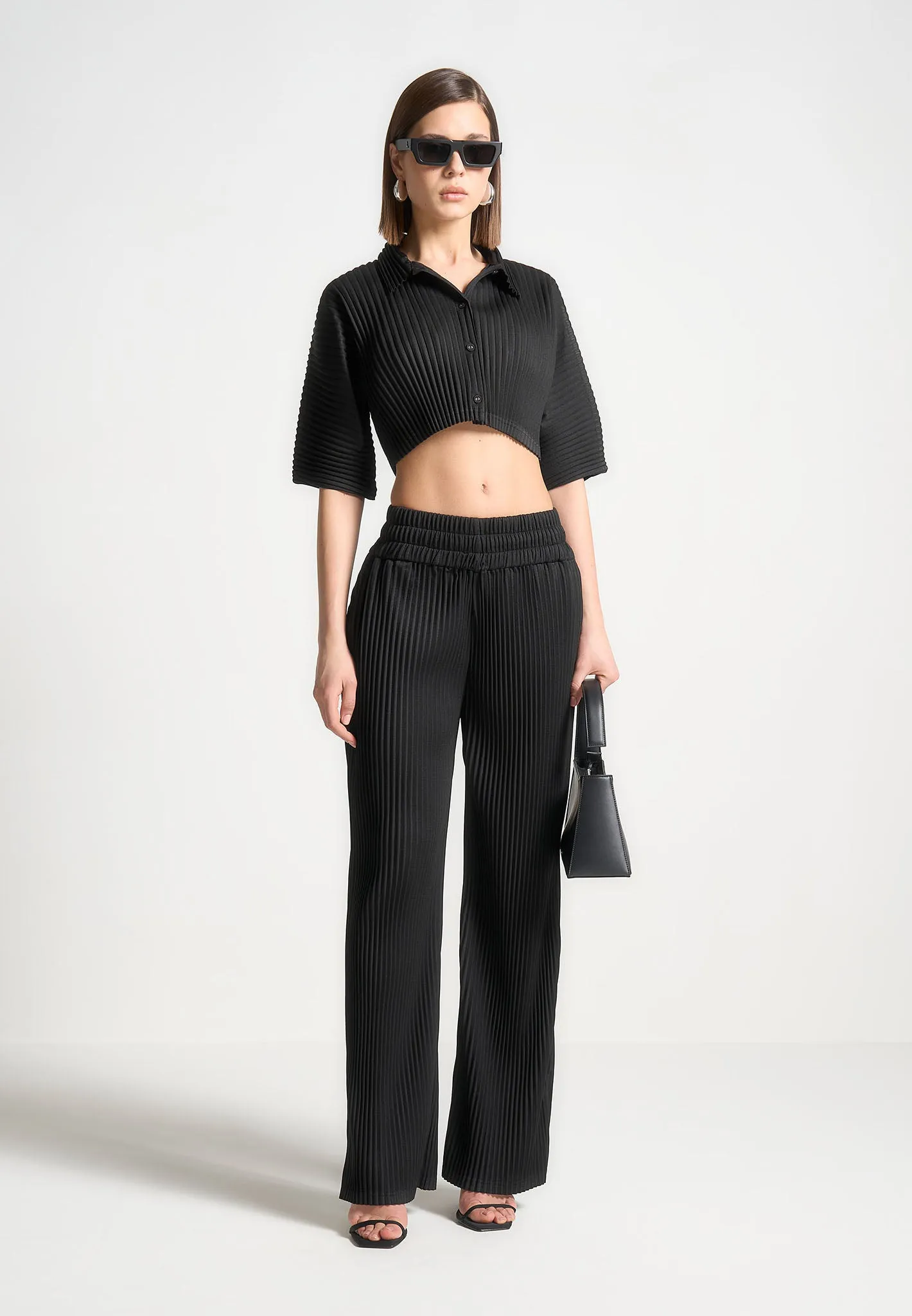 Pleated Cropped Shirt - Black