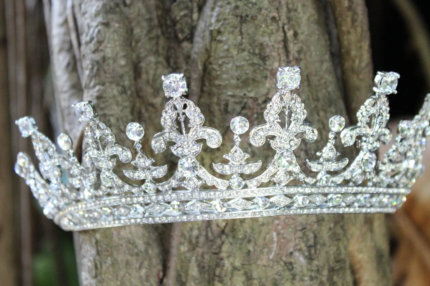 QUEEN VICTORIA Royal Bridal Tiara