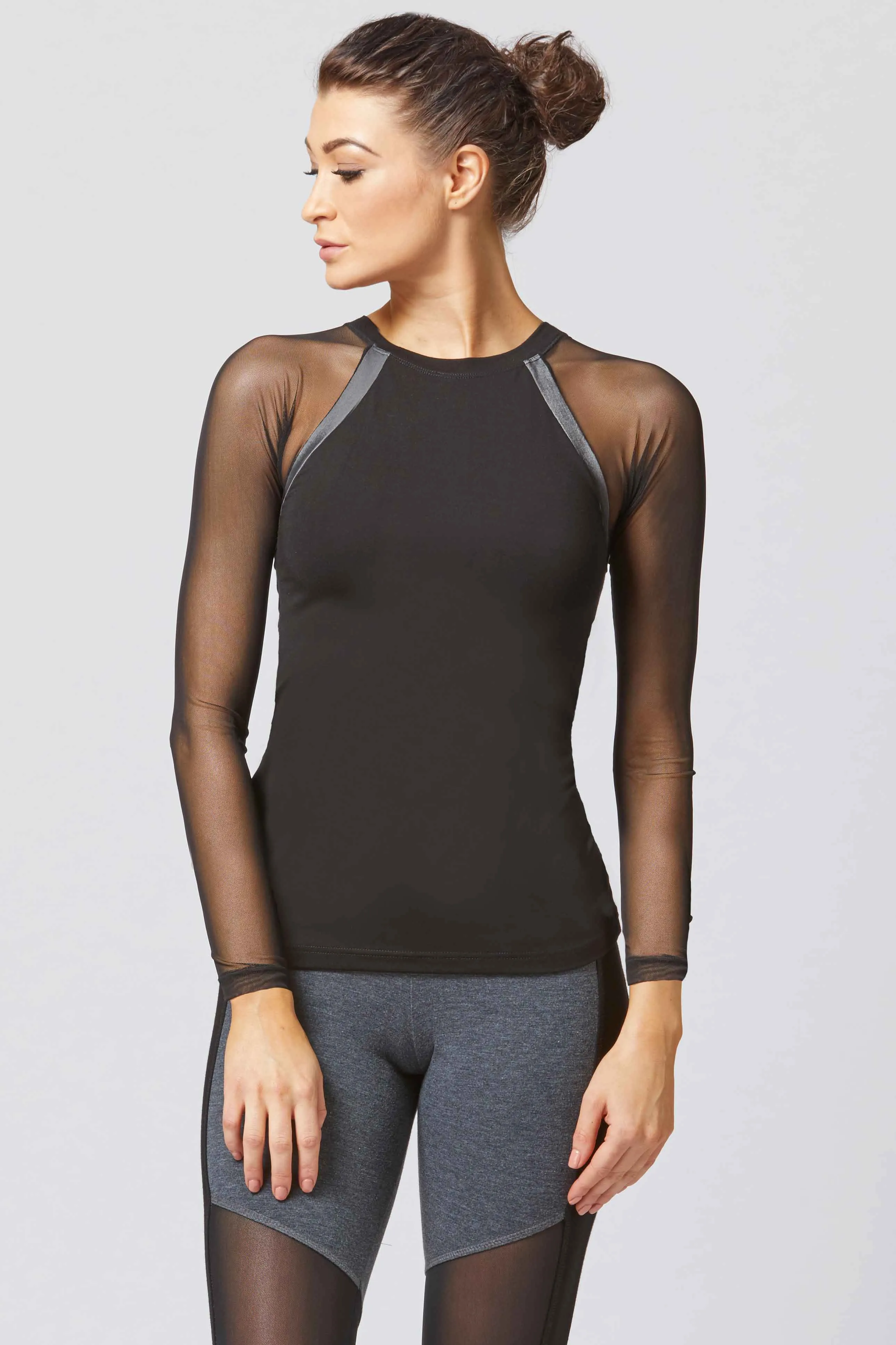 Reversible Raglan Mesh Long Sleeve Yoga Top Black