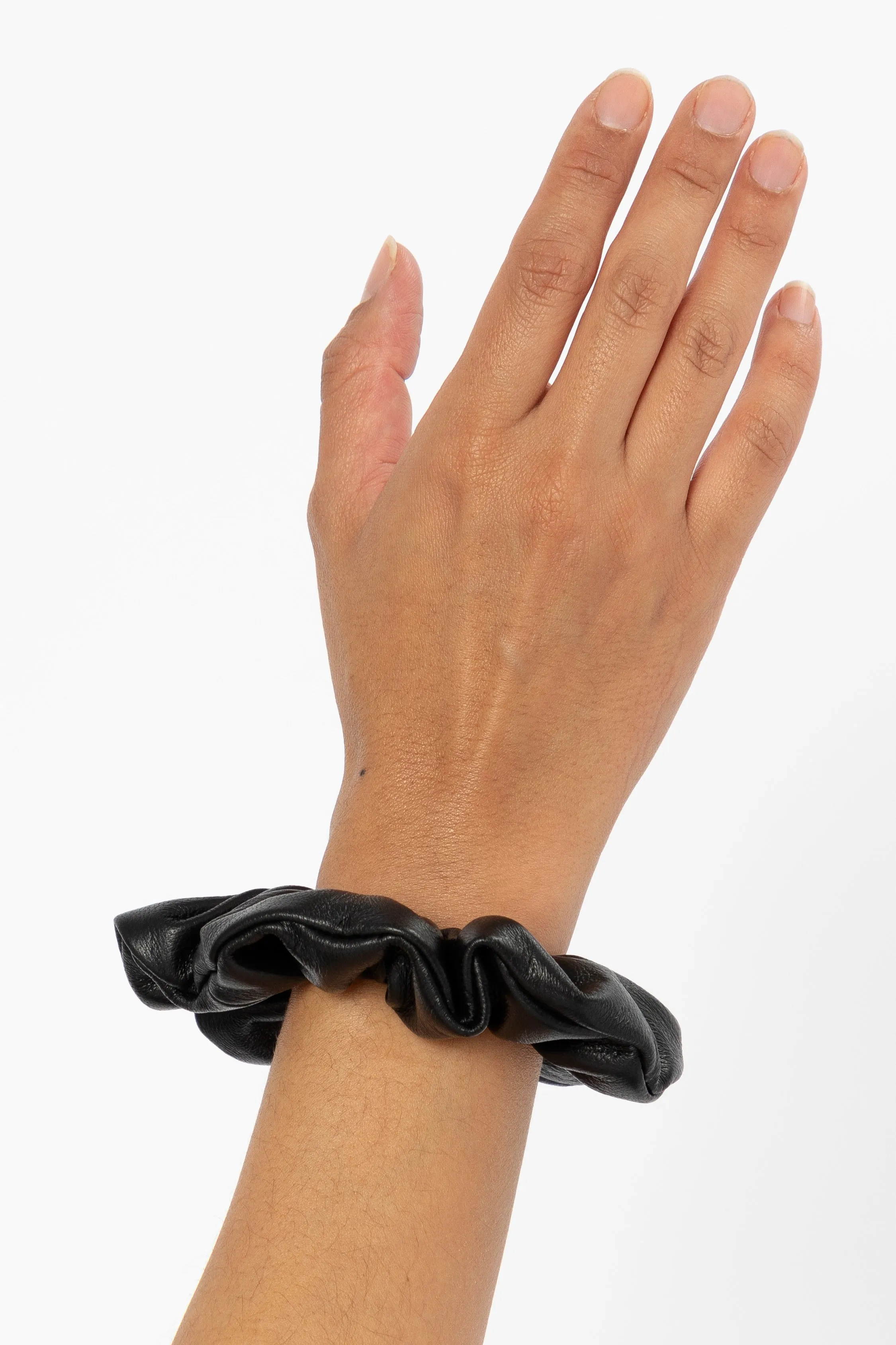 RLHSCRUNCH - Leather Scrunchie