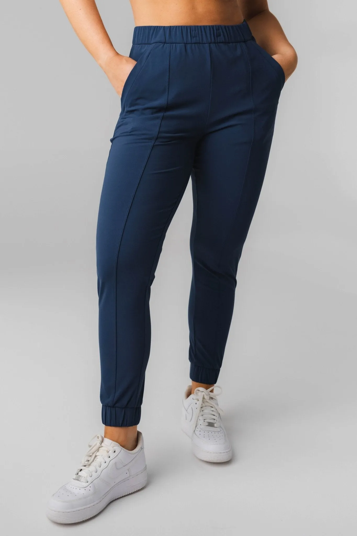 Vitality Nomad Jogger - Navy