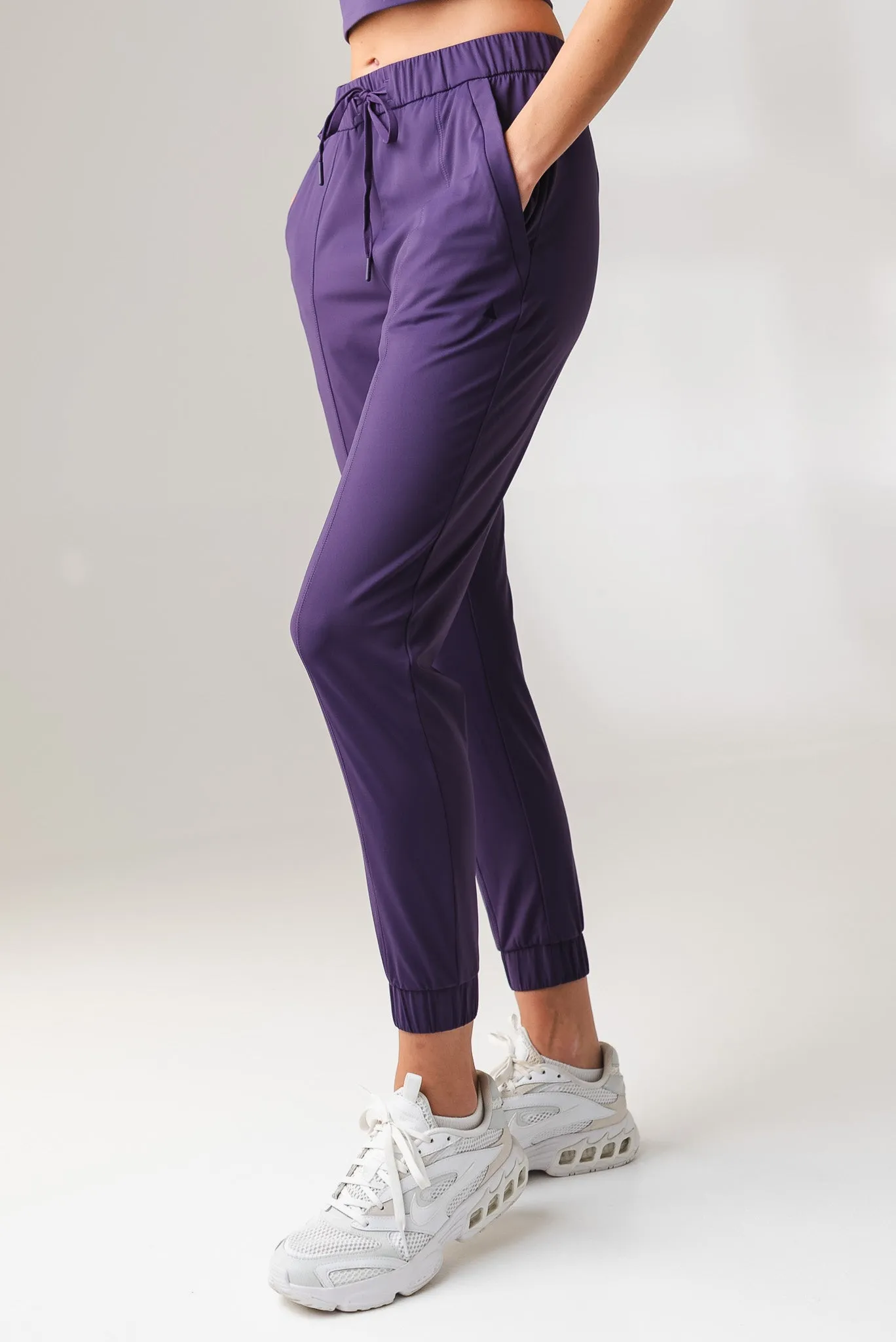 Vitality Nomad Jogger - Plum